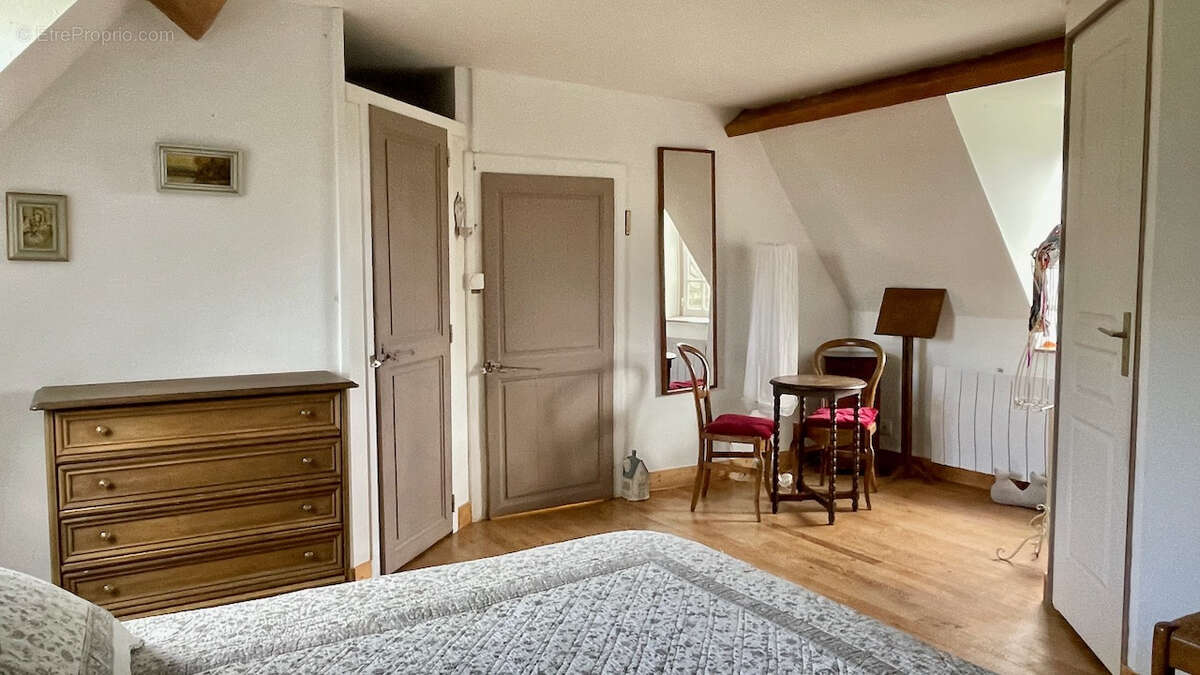 Maison à LES BAUX-DE-BRETEUIL