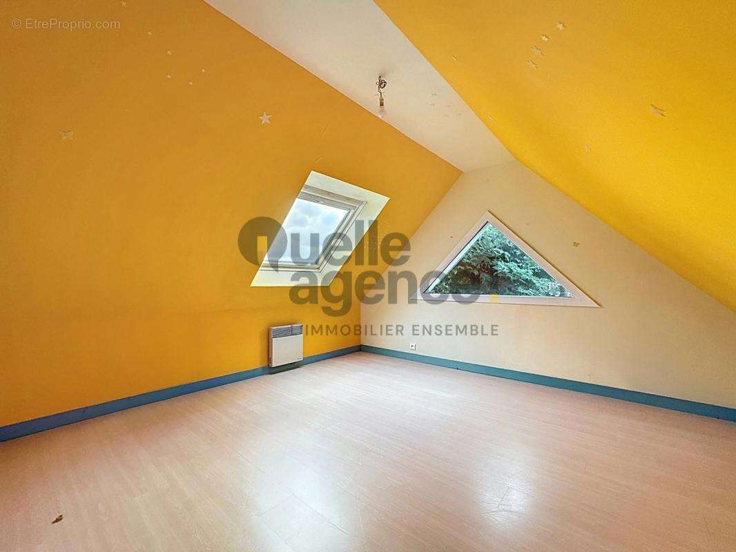 Maison à PLOUGUERNEAU