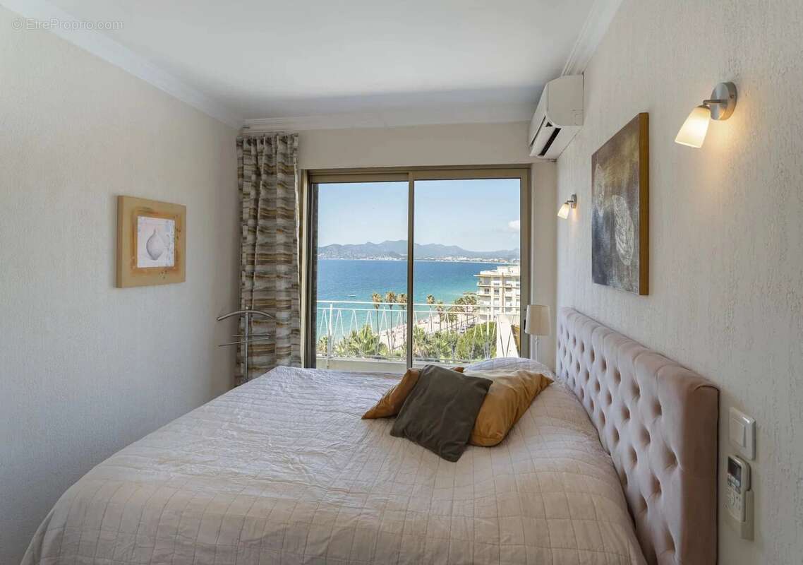 Appartement 3 pièces -terrasse- vue mer panoramique -Plages du midi - photo 7