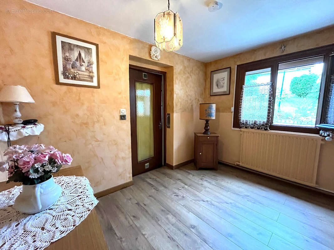 Maison à NEUILLY-EN-THELLE