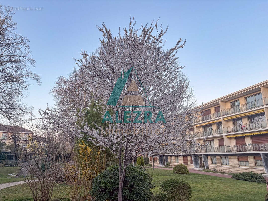 Appartement à MAISONS-LAFFITTE