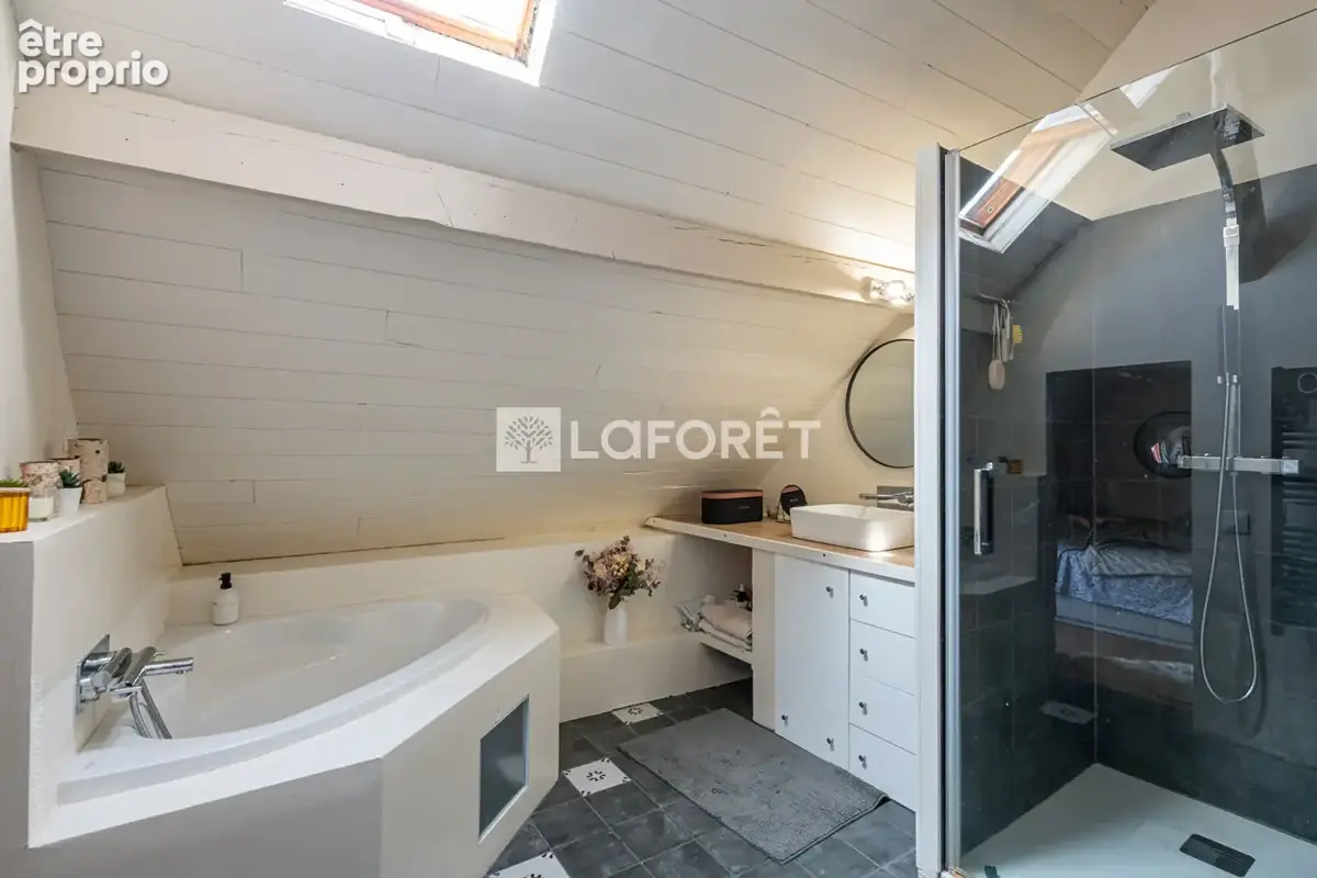 Maison La Celle Saint Cloud 7 pièces - 219 m2 habitables (310m² utiles) - photo 16