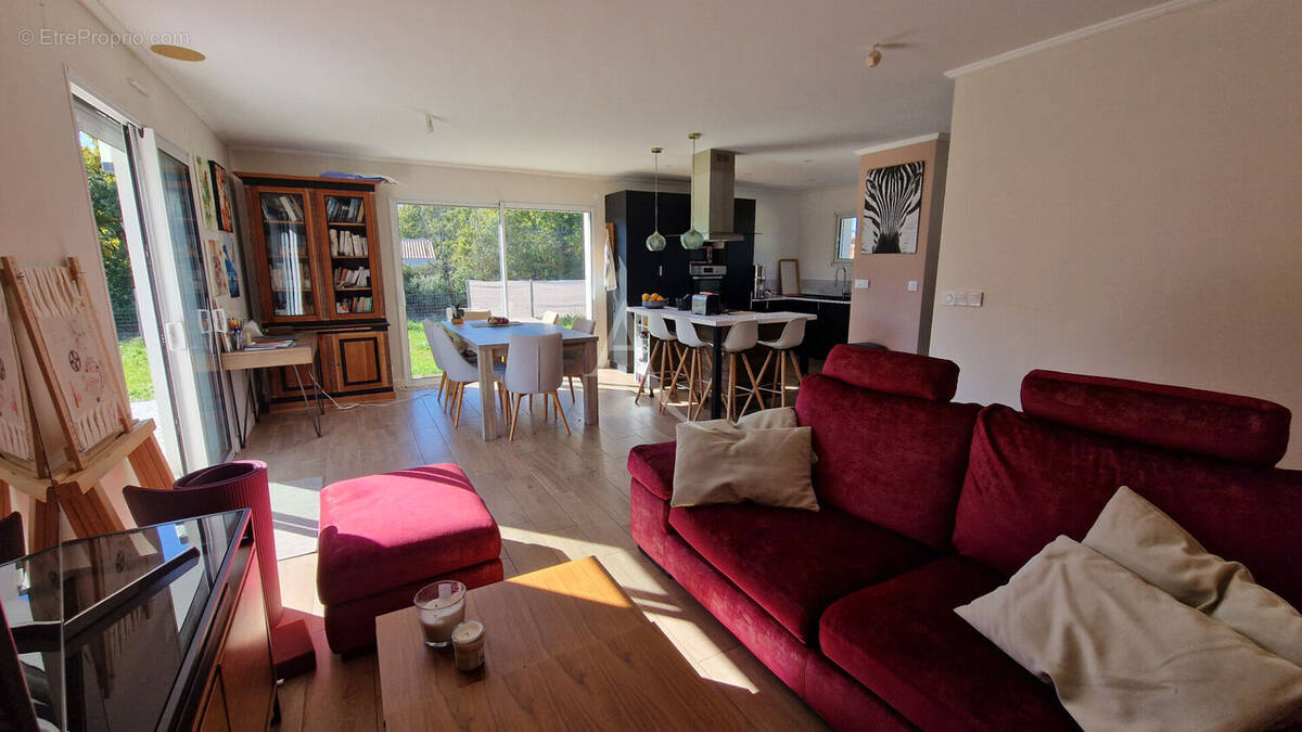 Maison à SAINTE-FOY