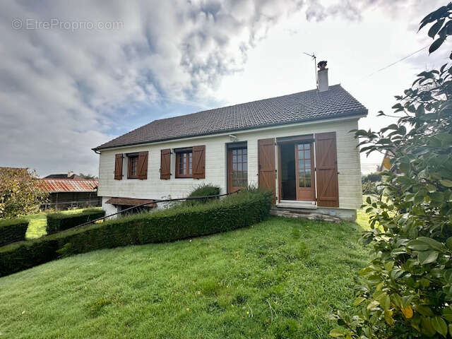 Maison à NEUFCHATEL-EN-BRAY