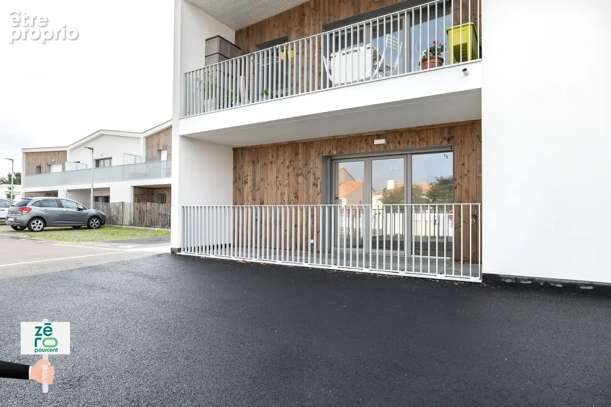 Saint-gilles-croix-de-vie   studio neuf de 28 m2, jamais habité ! - photo 1