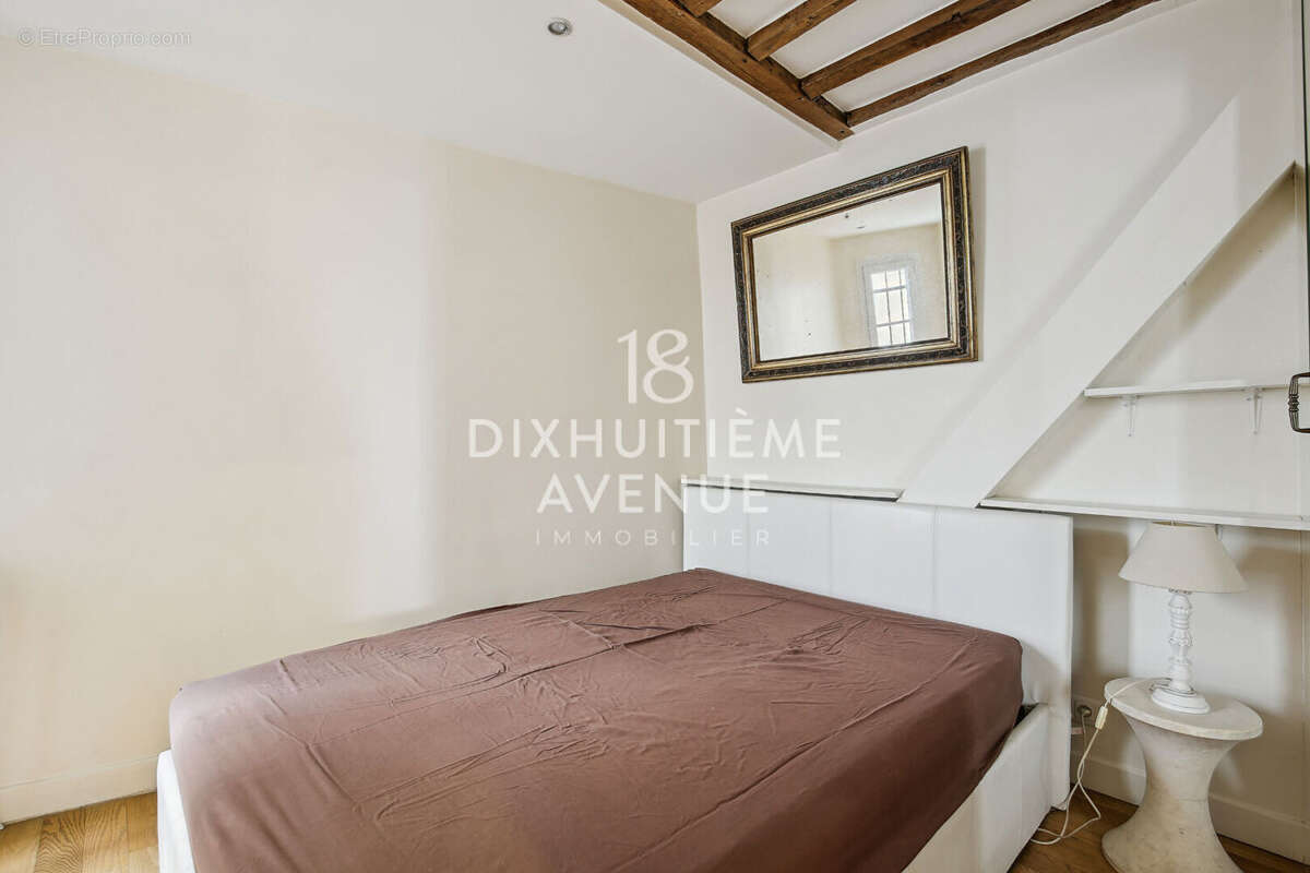 Appartement à PARIS-18E