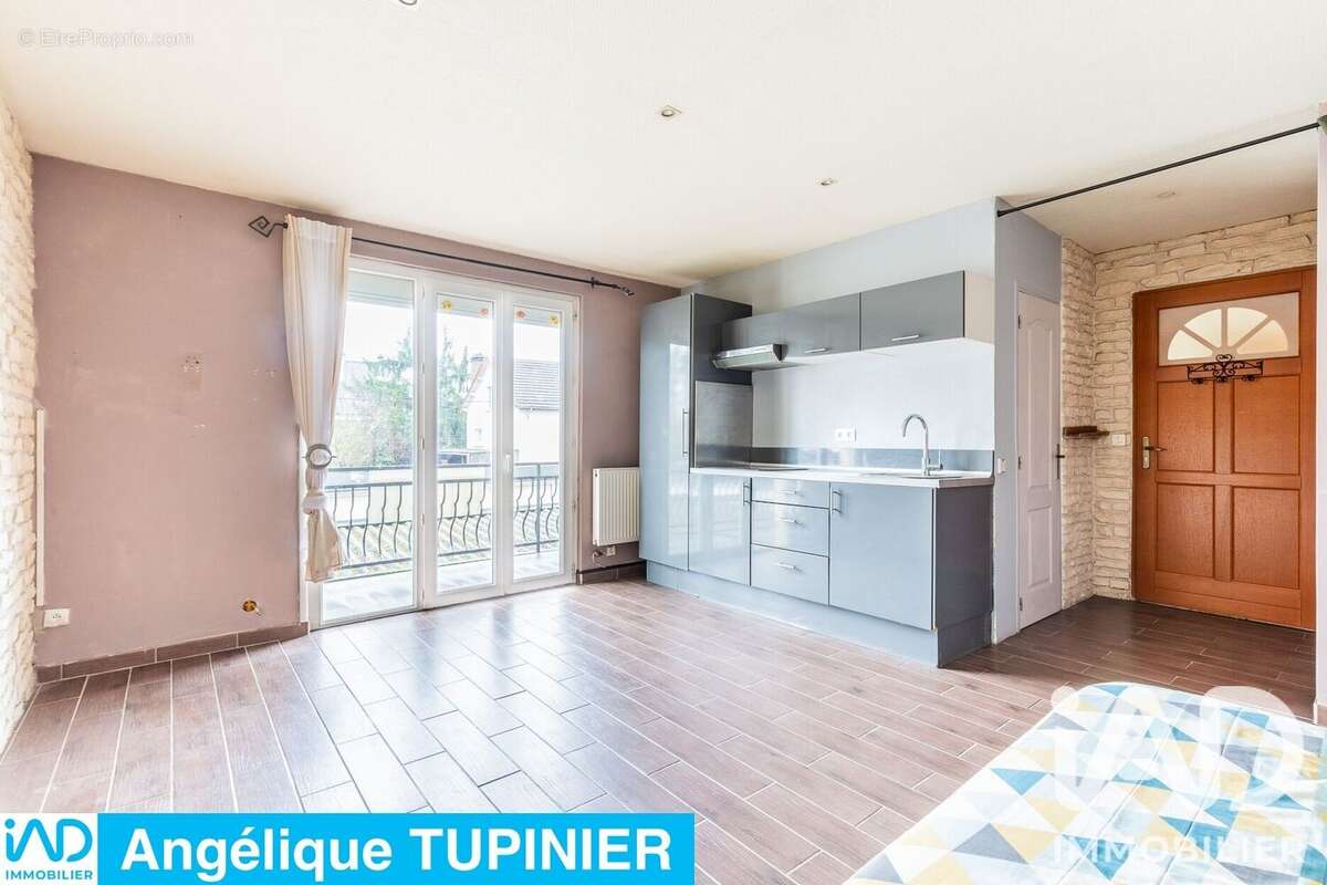 Photo 4 - Appartement à SAINTE-GENEVIEVE-DES-BOIS