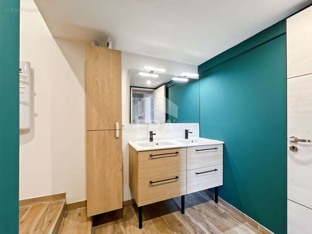 Appartement à MARSEILLE-13E