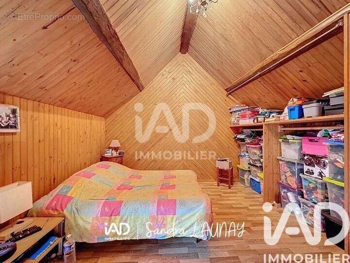 Photo 9 - Maison à LA NEUVILLE-SUR-ESSONNE