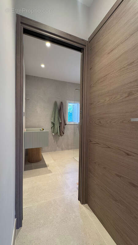 Maison à CAGNES-SUR-MER