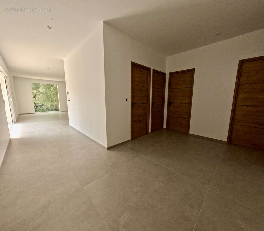 Maison à LA VALETTE-DU-VAR