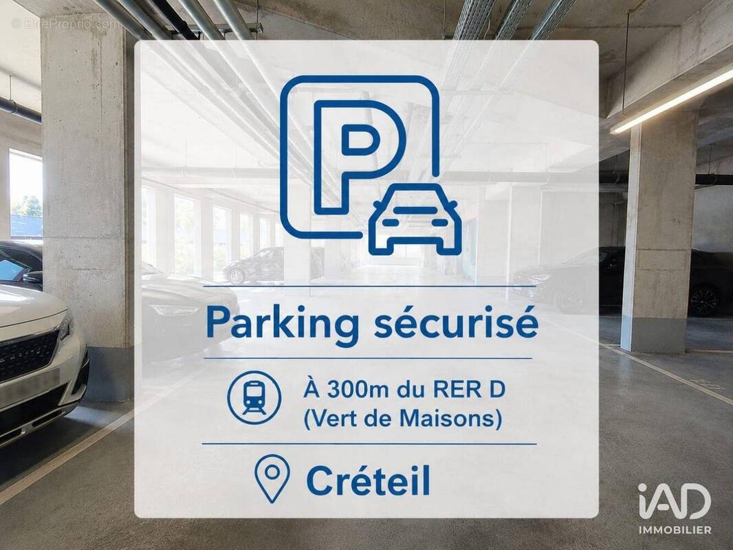 Photo 1 - Parking à CRETEIL