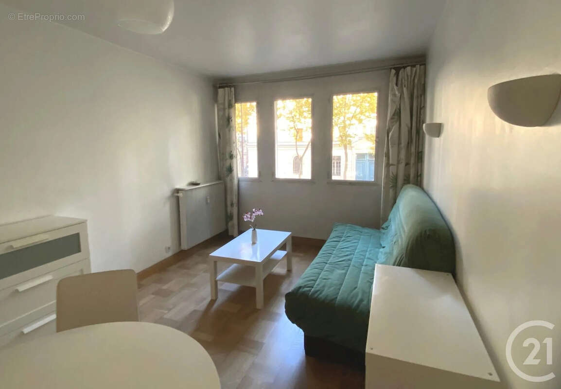 Appartement à NEUILLY-SUR-SEINE