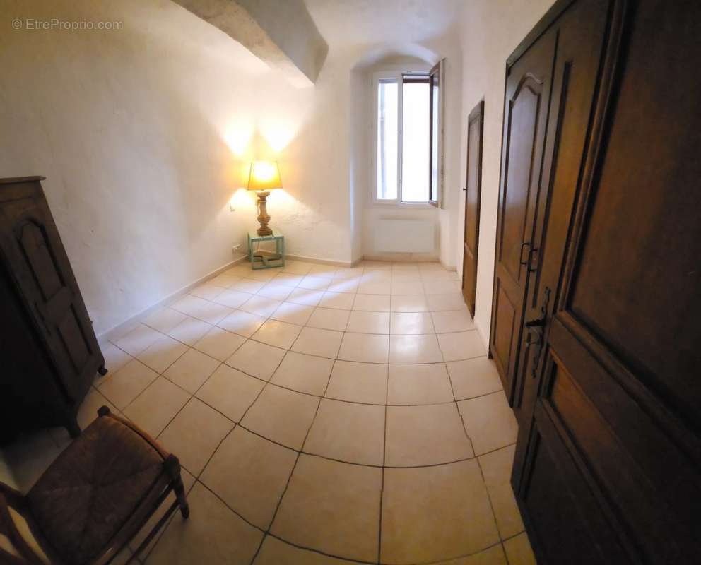 Appartement à FAYENCE