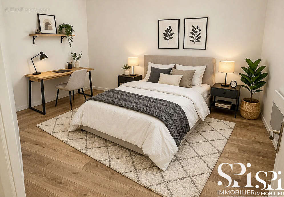 HYERES CENTRE- Appartement T3 62m2 Rénové - photo 12
