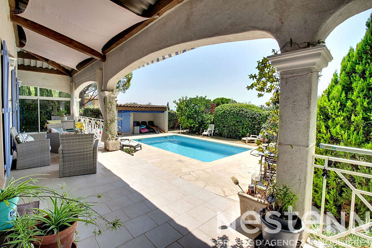 A VENDRE FLAYOSC Maison 3 chambres PISCINE GARAGE sur terrain de 1200 m² clos - photo 7