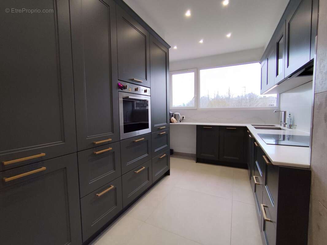 Appartement à MAISONS-ALFORT