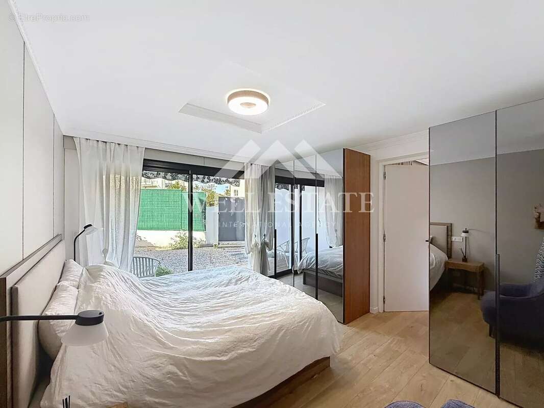 Cannes – proche croisette & port canto – appartement rénové 3 chambres avec terrasse de 110 m² - photo 8