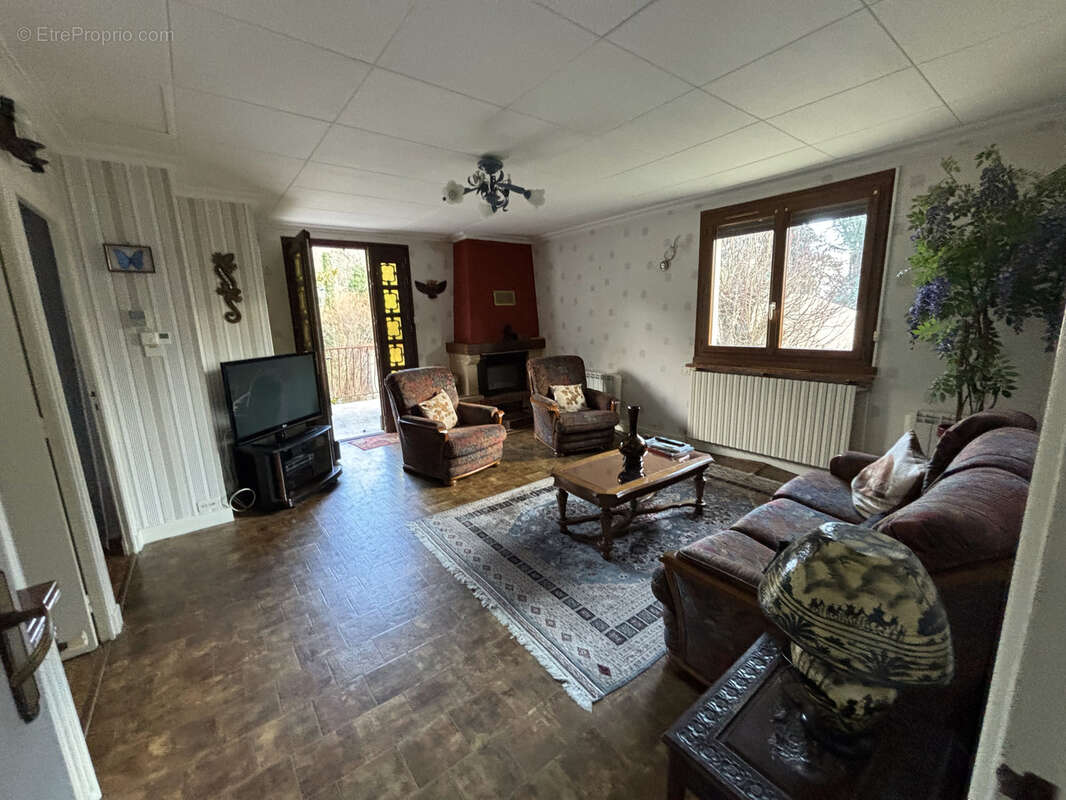 Maison à SAINT-CYR-AU-MONT-D&#039;OR