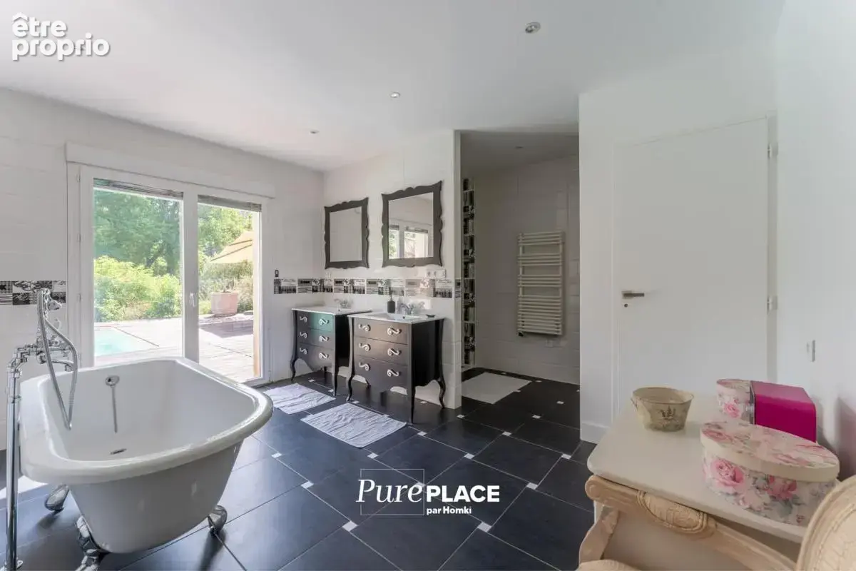 Maison/Villa T7 de 268 m² à Izon 33450 - photo 11
