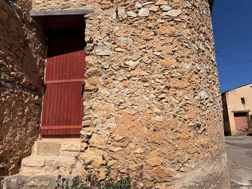 Autre à VINON-SUR-VERDON