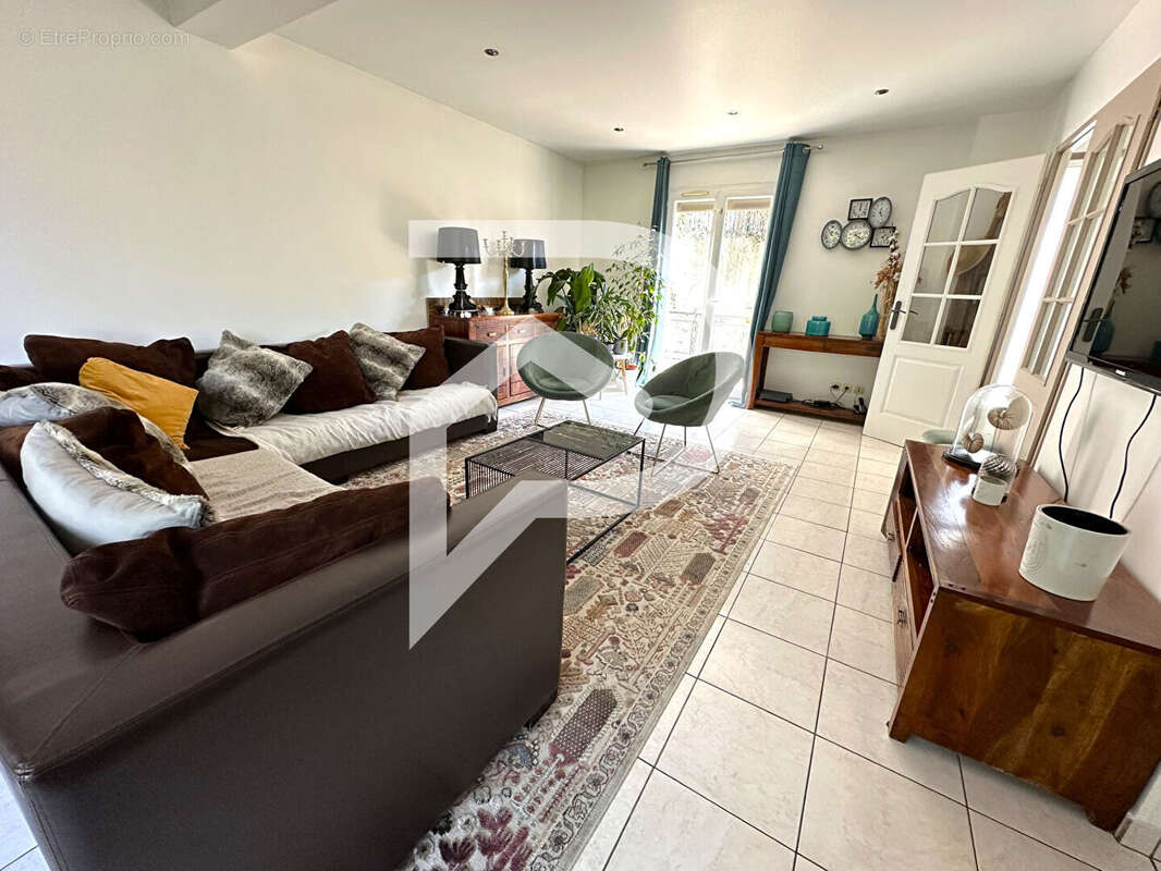 Maison à MONTMORENCY