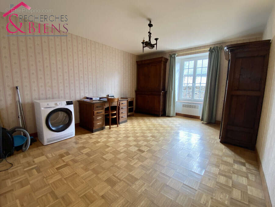 Maison à YVETOT-BOCAGE