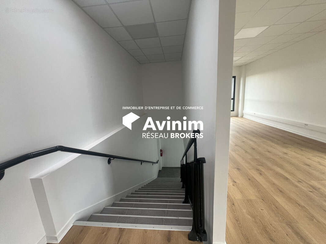 Commerce à VILLETTE-D&#039;ANTHON