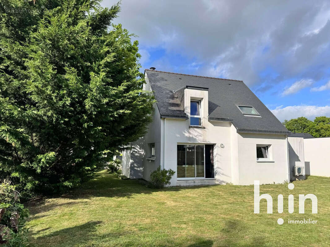 Maison à SAINT-ARMEL