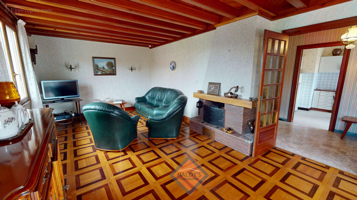 Maison à CHAZAY-D'AZERGUES