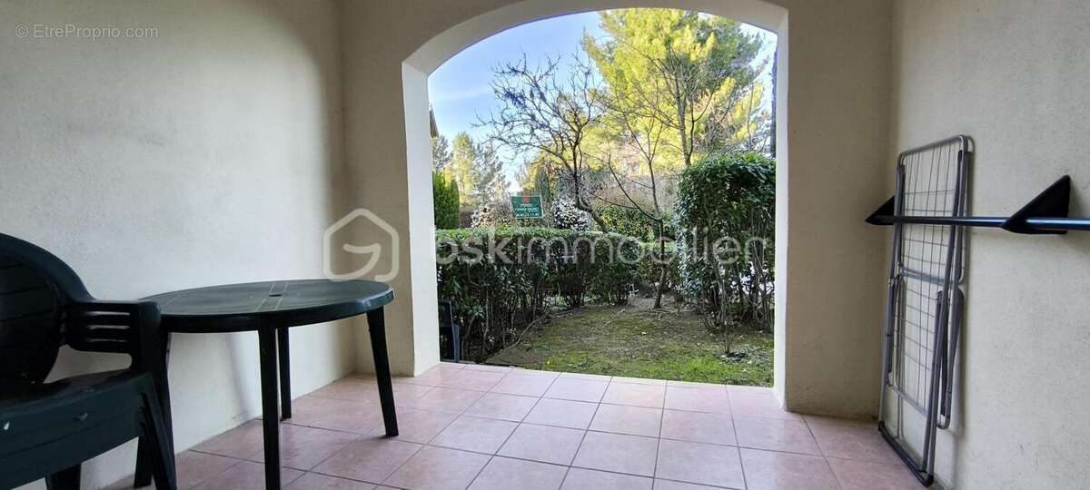 Appartement à MALLEMORT