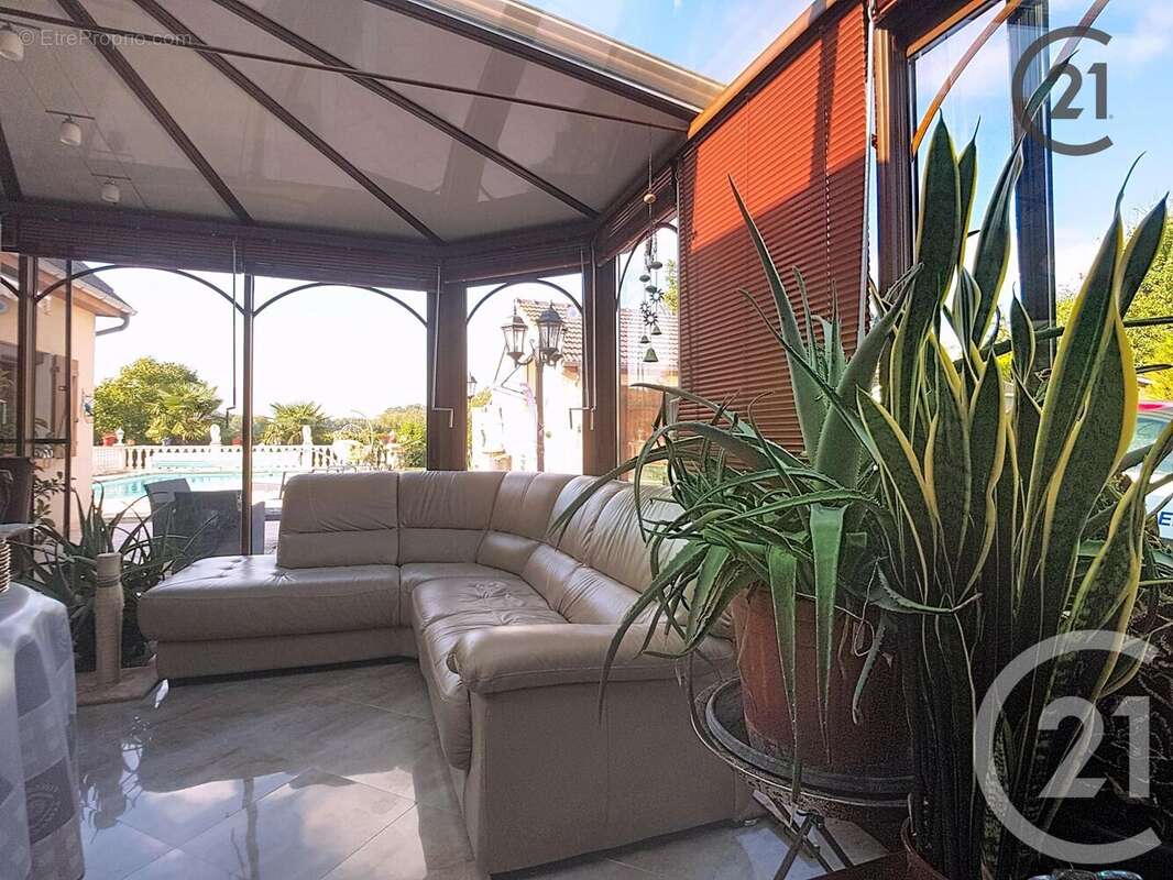 Maison à ROSIERES-PRES-TROYES