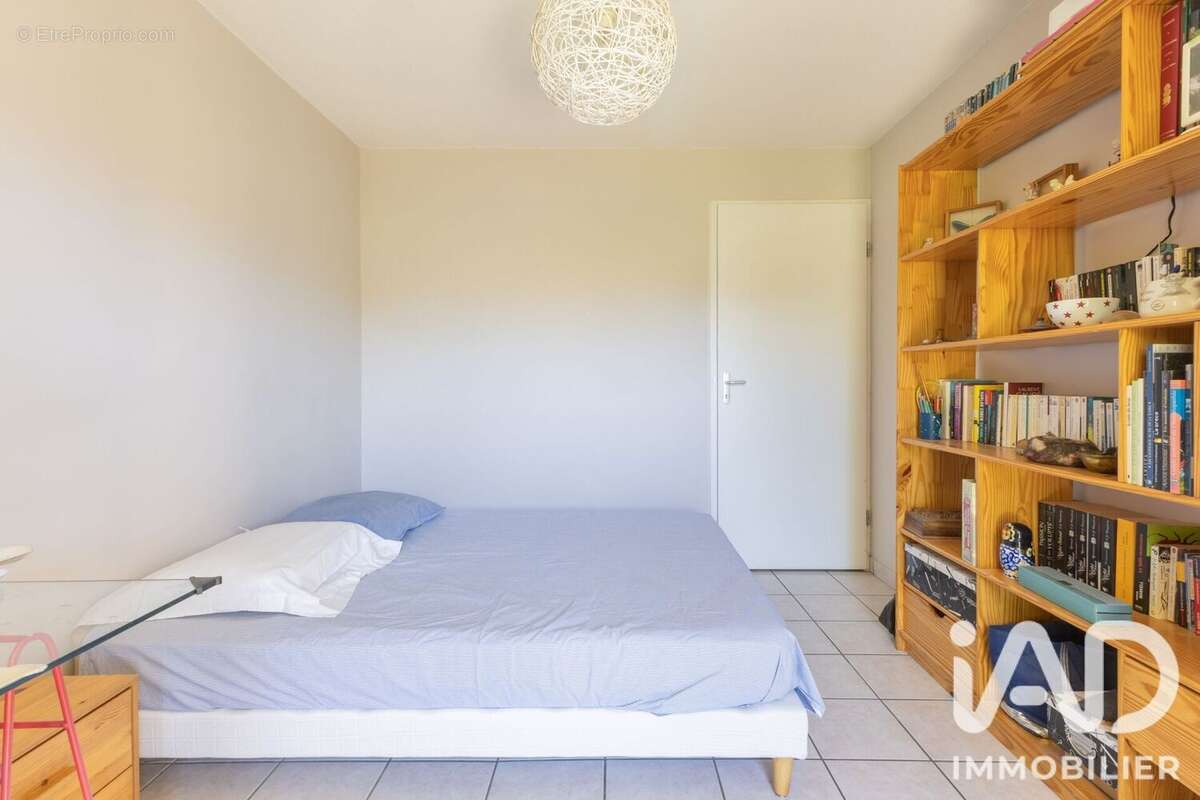 Appartement 66 m² à Bassens  - photo 9