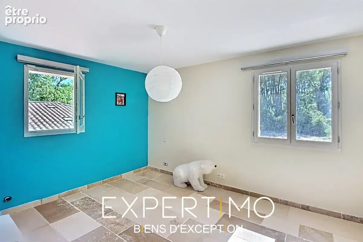 FUVEAU   Villa contemporaine  4 chambres  Suite parentale de plain-pied  Piscine 5 x 11 m  Terrain plat 2 - photo 11