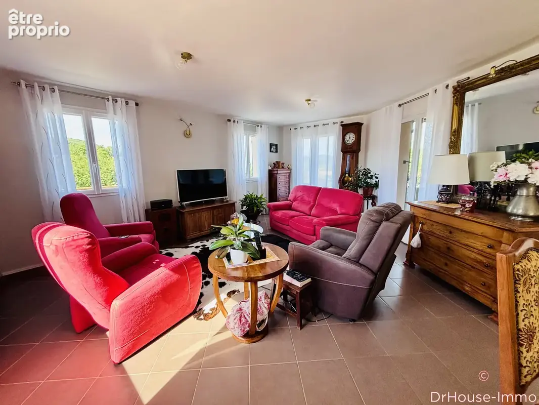Maison 5 pièces 136 m² à vendre à Saint-Julien-De-Lampon (24370) - photo 7