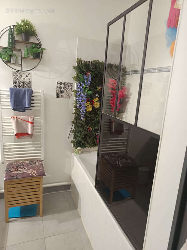 Appartement à SEPTEMES-LES-VALLONS