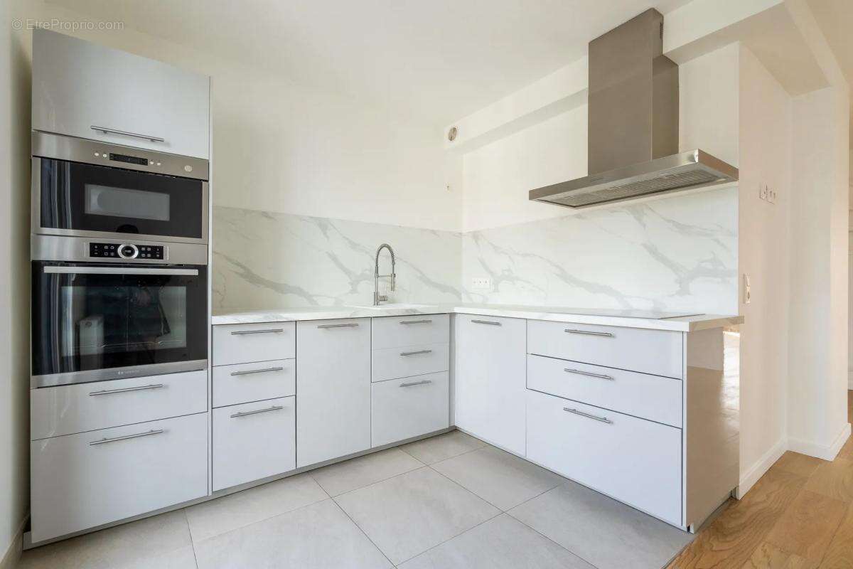 Appartement à NEUILLY-PLAISANCE