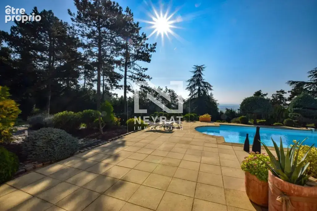 Maison 8 pièces 243 m² à vendre à Givry (71640) - photo 5