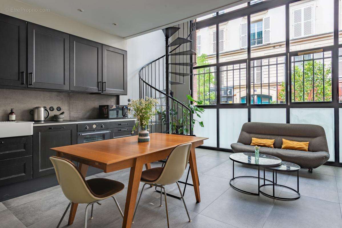 Appartement à PARIS-9E