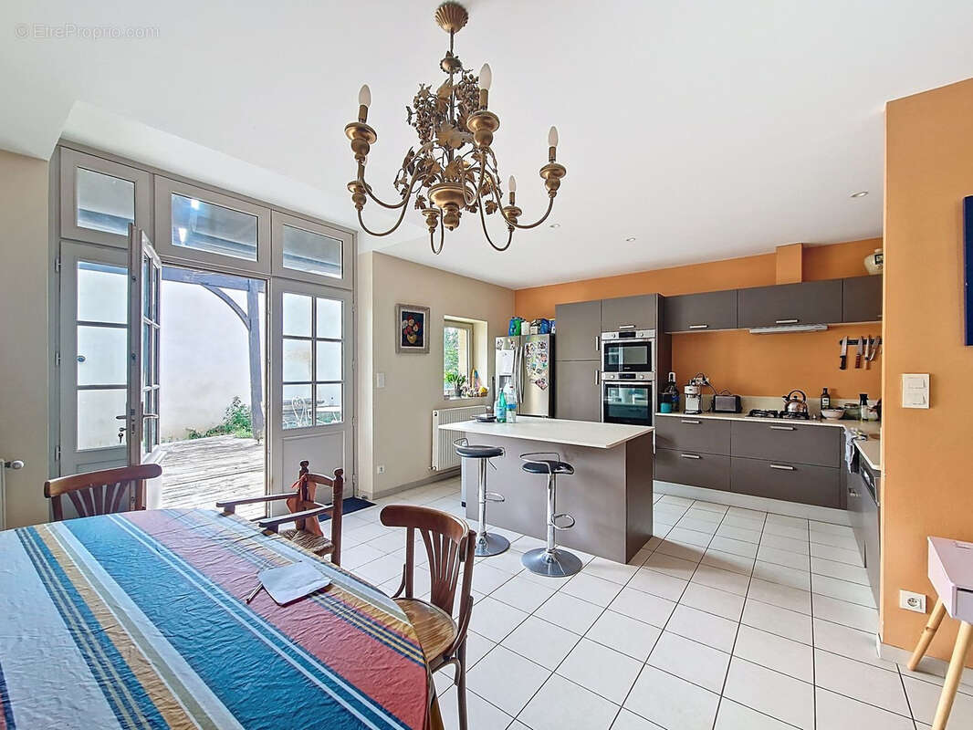 Maison à SAINT-MACAIRE