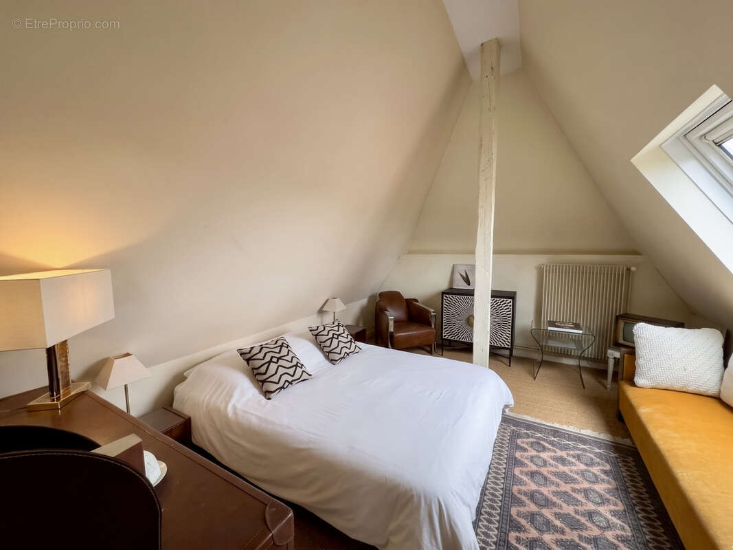 À VENDRE ! Superbe maison 7 pièces avec jardin, garages et dépendance Schiltigheim - photo 9