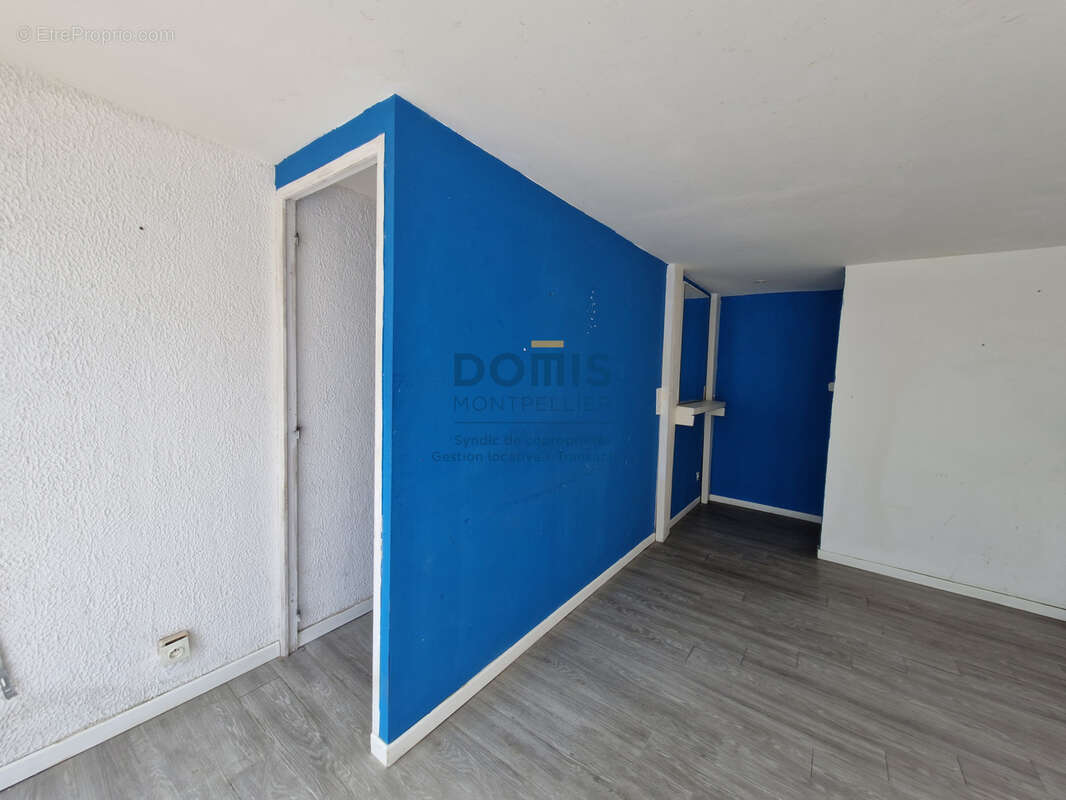 Exclusivité 'Bureau en duplex de 52 m2 Libre   Tram Pergola   Fontaine Saint-Clément' - photo 4