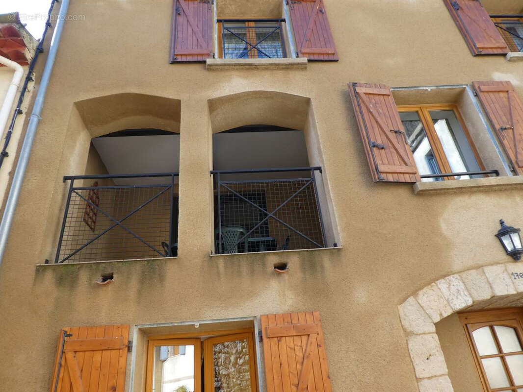 Maison à DUILHAC-SOUS-PEYREPERTUSE