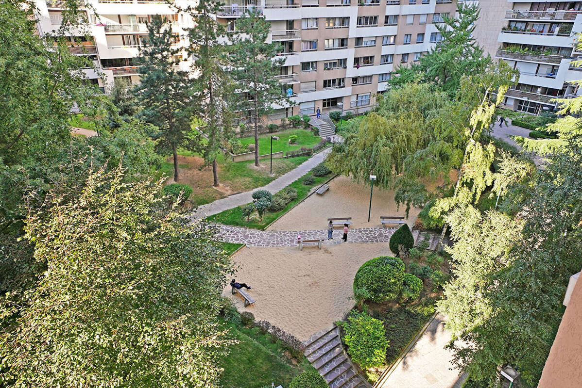 Appartement à PARIS-19E