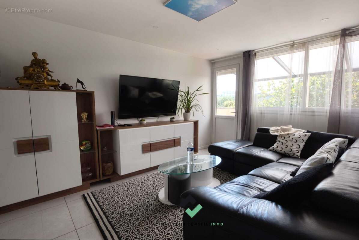 Maison à CHOISY-LE-ROI