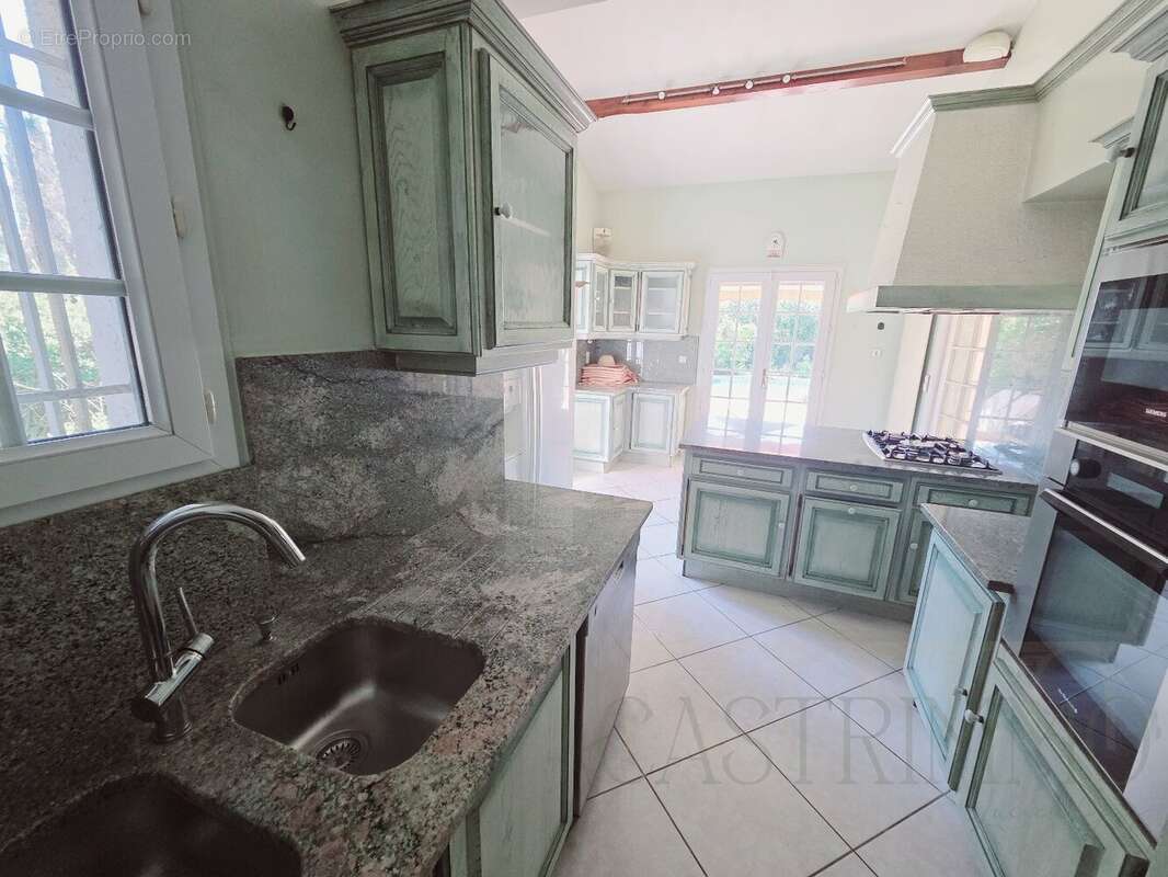 Maison à CASTELNAU-LE-LEZ