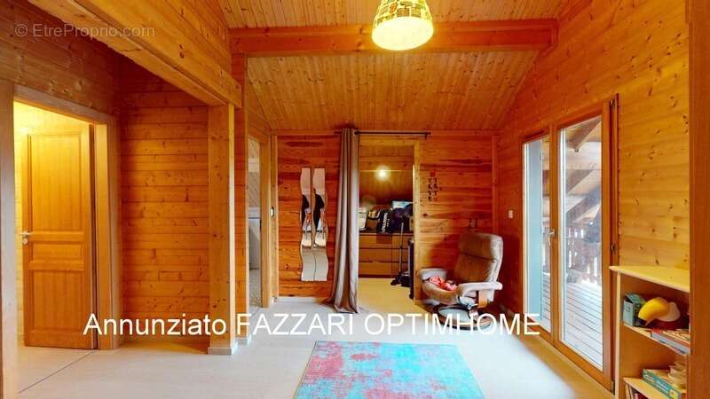 Maison à CHARENCY-VEZIN