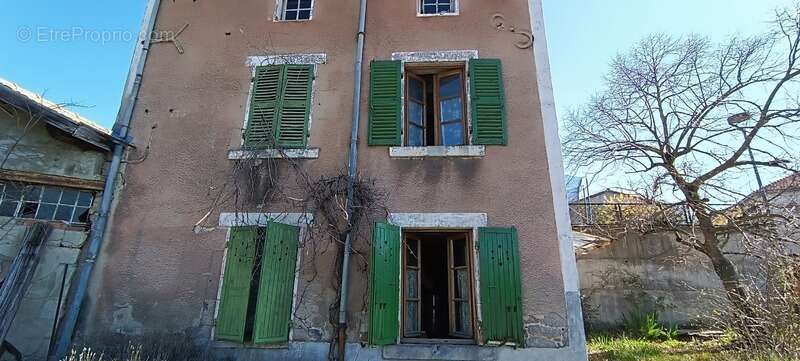 Maison à ORBEIL