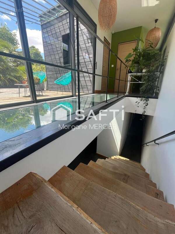 Maison 220 m² à Misse  - photo 6