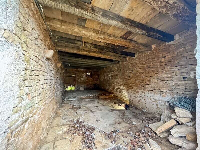 Maison à SAINT-GENGOUX-LE-NATIONAL